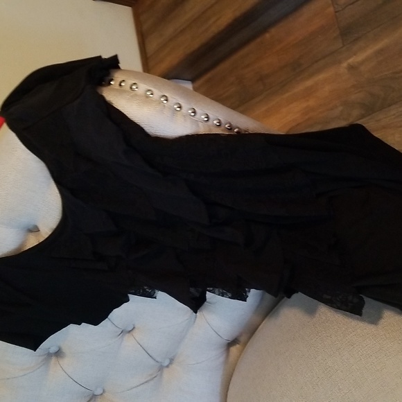 Black Ruffled Top - Picture 6 of 9